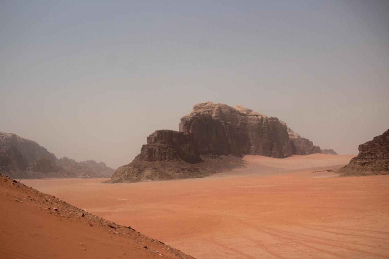 Отель Bedouins Life Camp Акаба Экстерьер фото